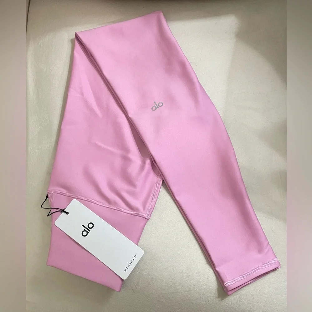 Alo Yoga NWT High Waist Airlift Leggings Candy Heart Pink Size M